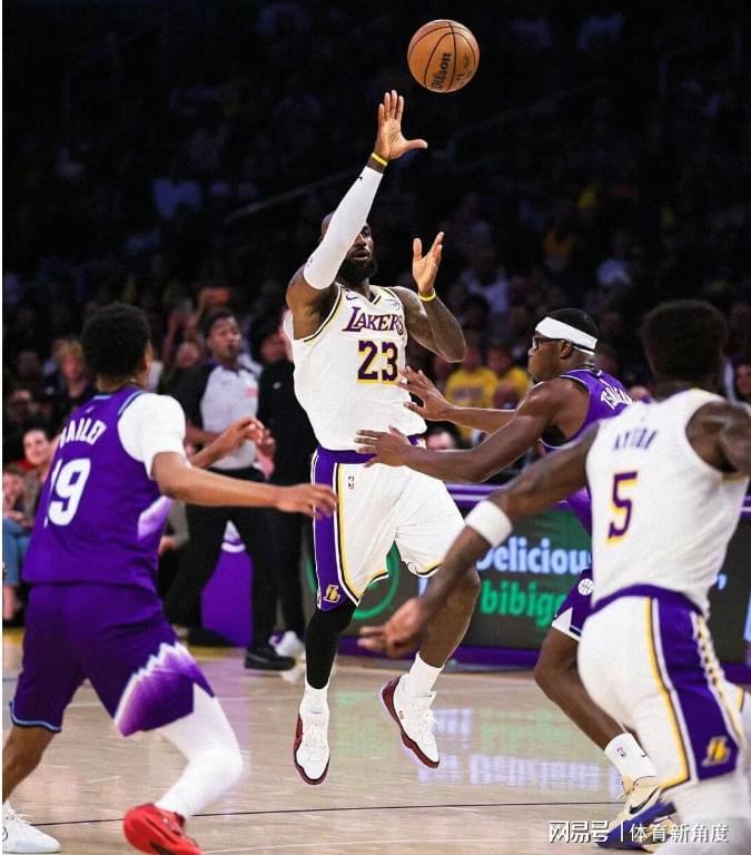 斗球体育登录入口-41对37，这戏码可太有看头啦！